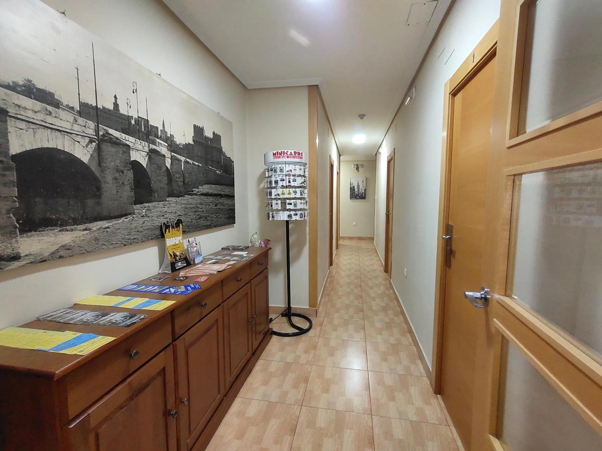 Hostal Abastos Valencia Luaran gambar