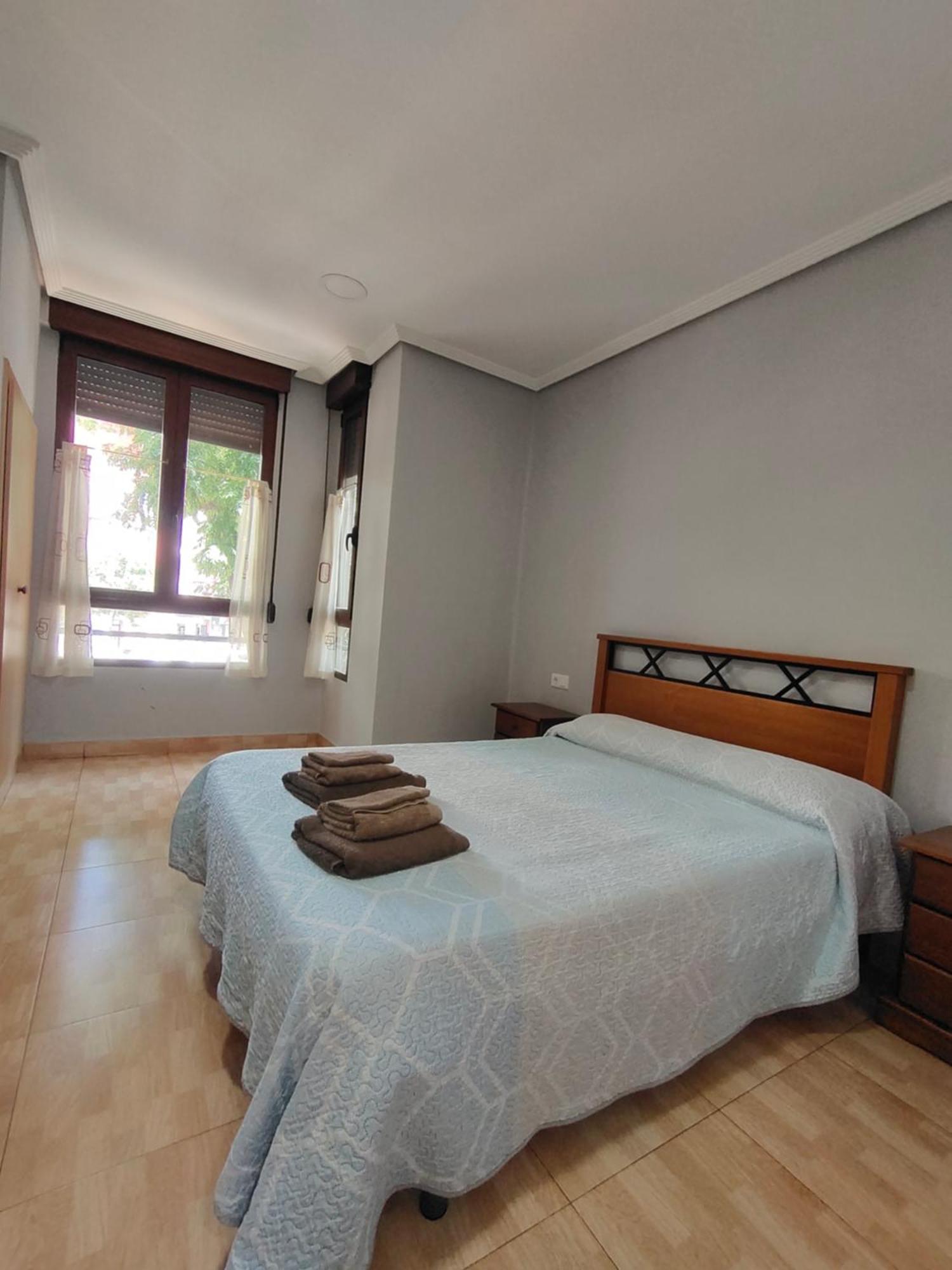Hostal Abastos Valencia Luaran gambar