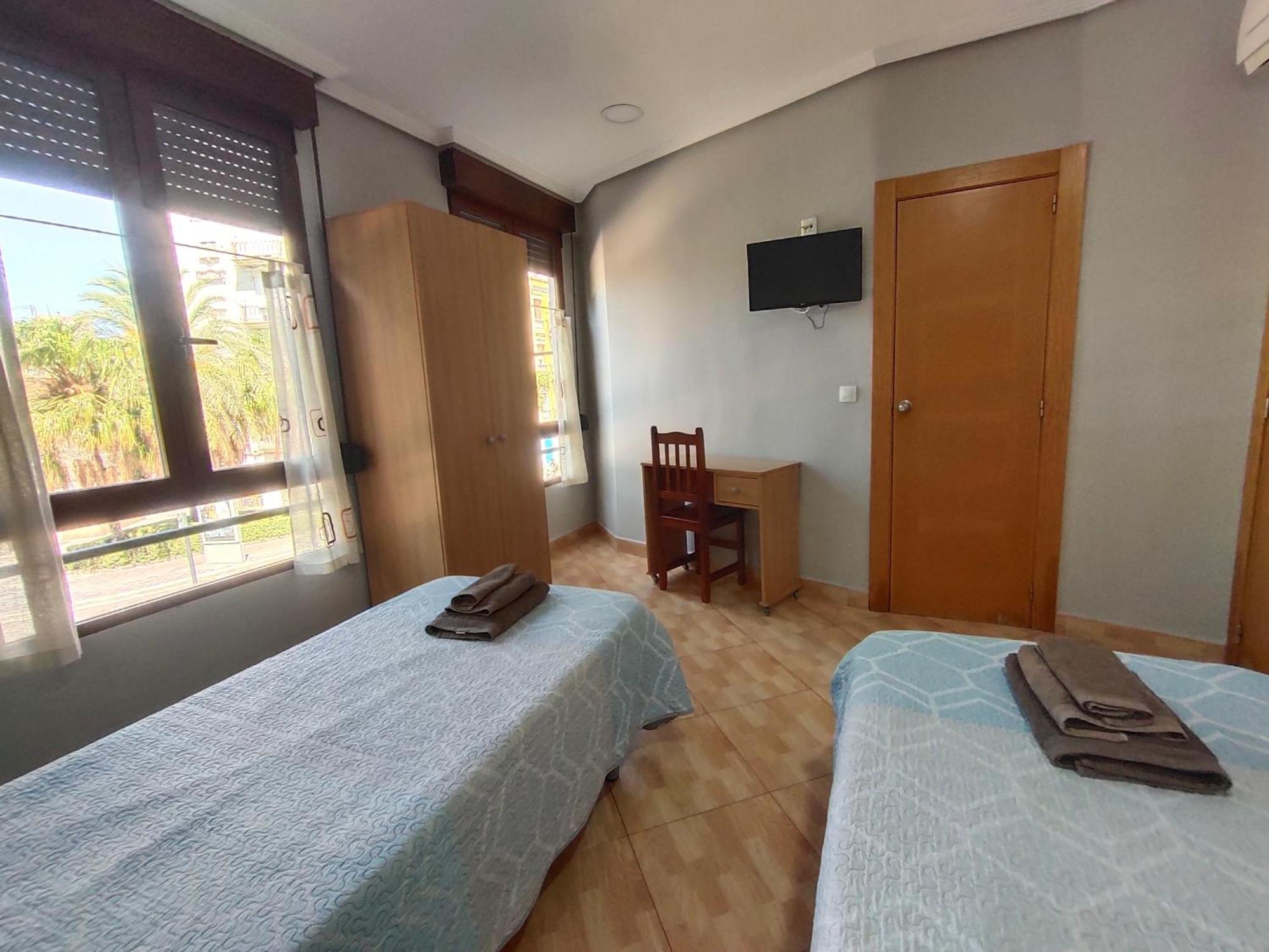 Hostal Abastos Valencia Luaran gambar